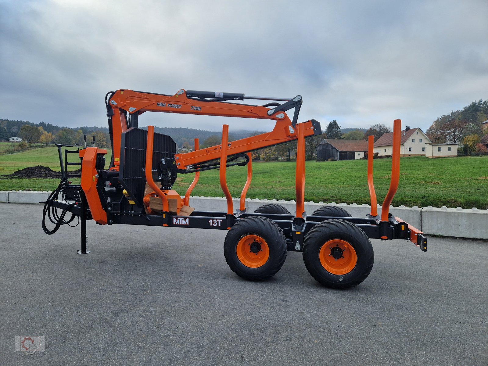 Rückewagen & Rückeanhänger des Typs MTM 13T 13to 8,10m Kran Druckluft Doppelrohrrahmen, Neumaschine in Tiefenbach (Bild 22)