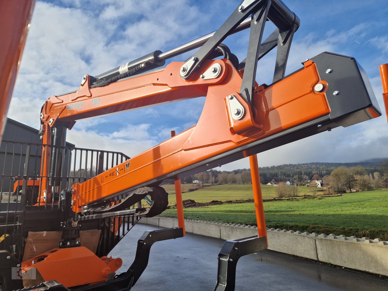 Rückewagen & Rückeanhänger a típus MTM 13T 13to 8,10m Kran Forwarder Rungen Druckluft Doppelrohrrahmen, Neumaschine ekkor: Tiefenbach (Kép 23)