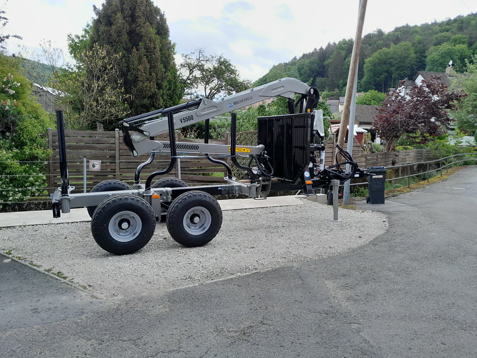 Rückewagen & Rückeanhänger des Typs Multiforest MF850, Neumaschine in Happurg - Föhrenbach (Bild 2)