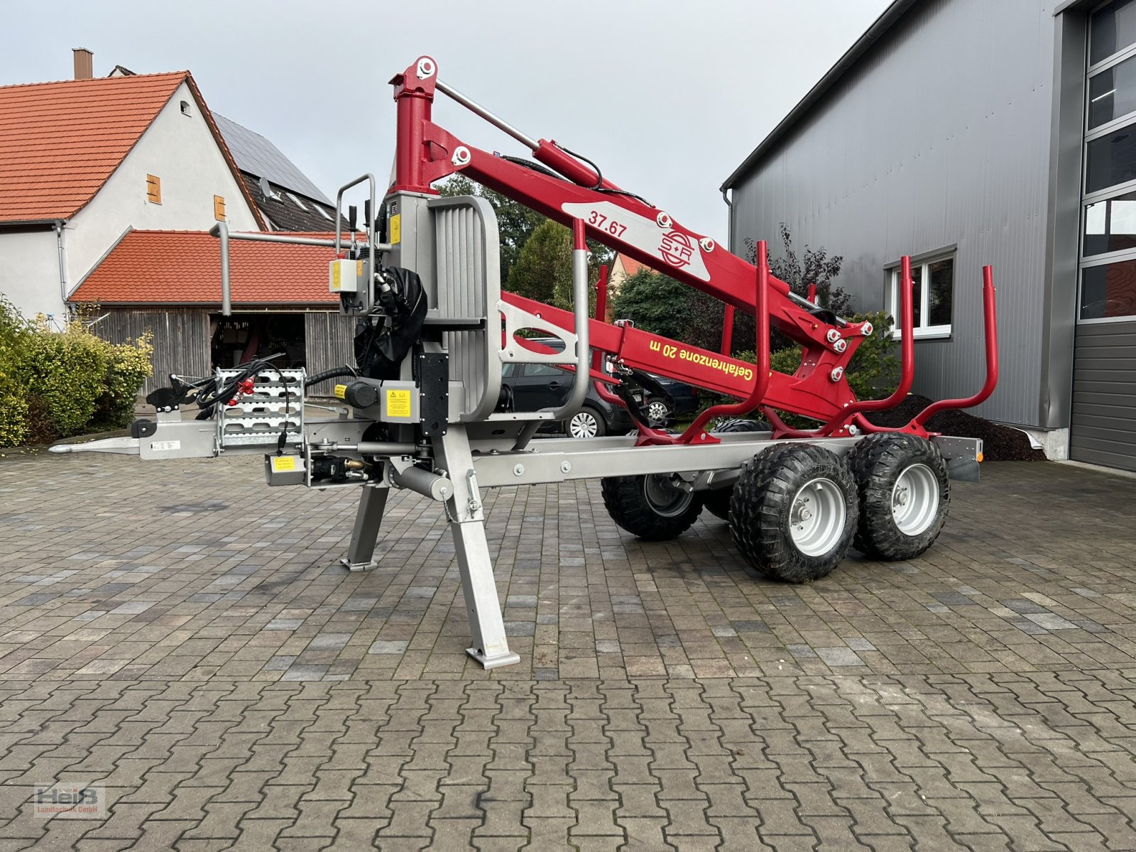 Rückewagen & Rückeanhänger of the type Schlang & Reichart SR 800, Neumaschine in Merkendorf (Picture 1)