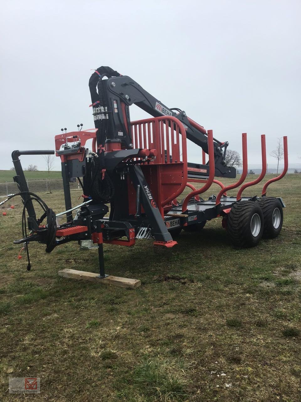 Rückewagen & Rückeanhänger Türe ait Sonstige Beha T810 + Crane 7050, Neumaschine içinde Bonndorf (resim 2)