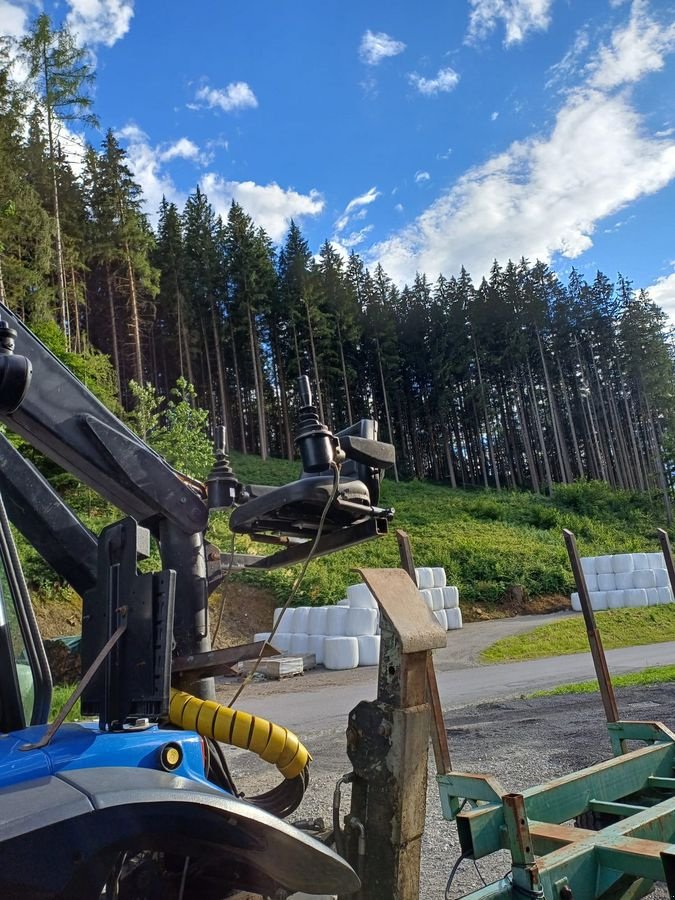 Rückewagen & Rückeanhänger типа Sonstige Forstanhänger mit 7m Kran Dreipunktanbau, Gebrauchtmaschine в Burgkirchen (Фотография 2)