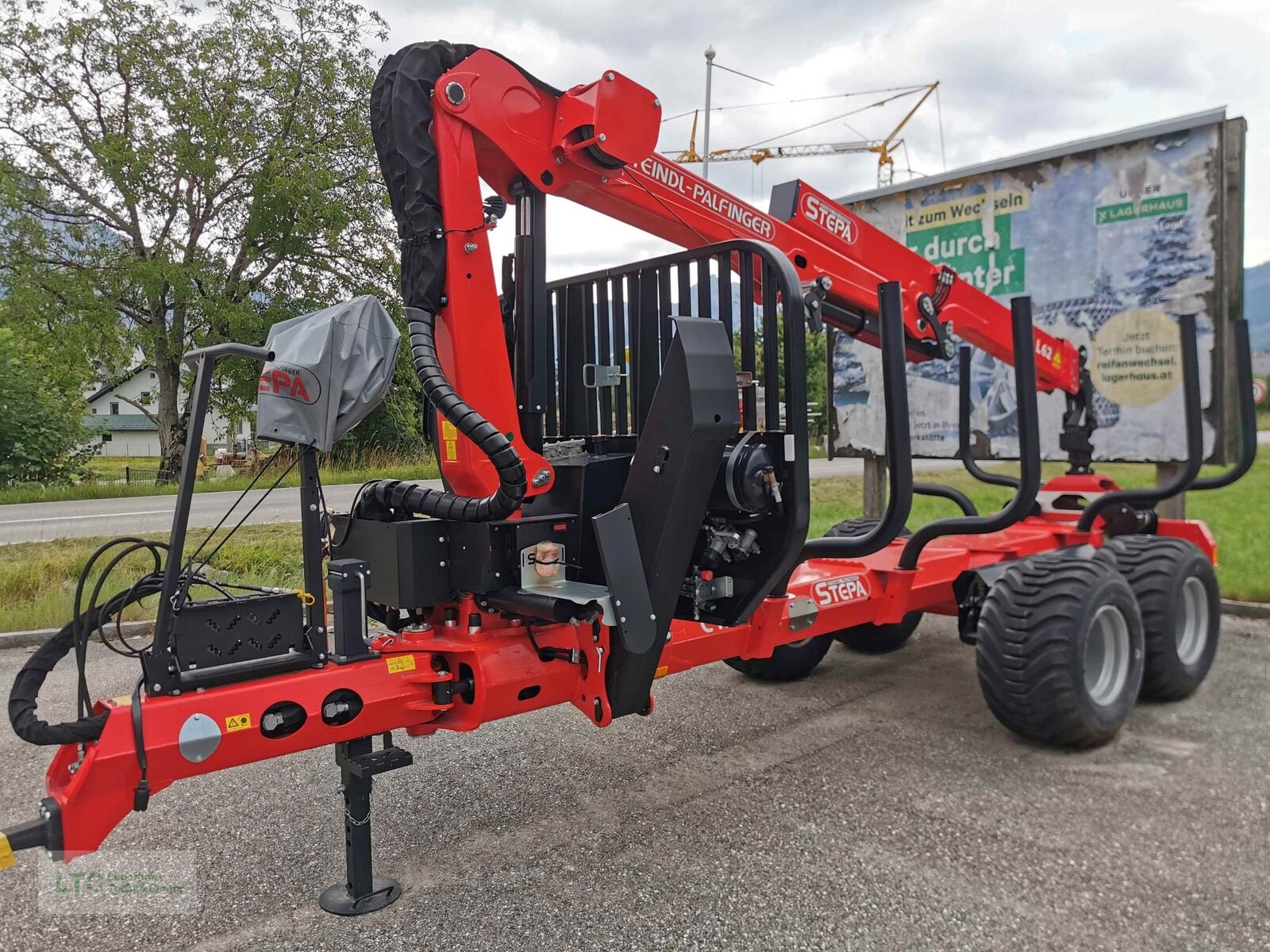 Rückewagen & Rückeanhänger del tipo Stepa C 12 AK mit FL 6295 Kran, Neumaschine en Redlham (Imagen 1)