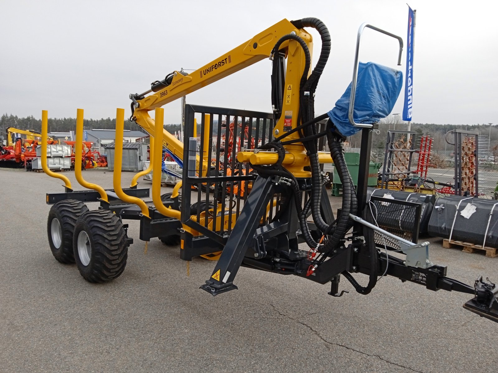 Rückewagen & Rückeanhänger van het type Uniforst Economy 2, Neumaschine in Nittenau (Foto 1)