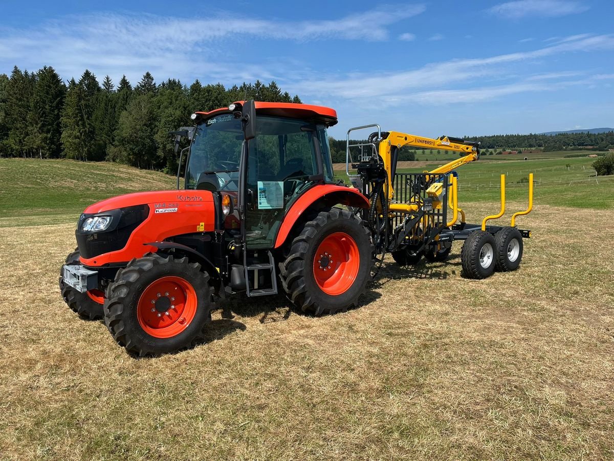 Rückewagen & Rückeanhänger tip Uniforst Kubota M4063 + Uniforst 6.34, Mietmaschine in NATTERNBACH (Poză 4)