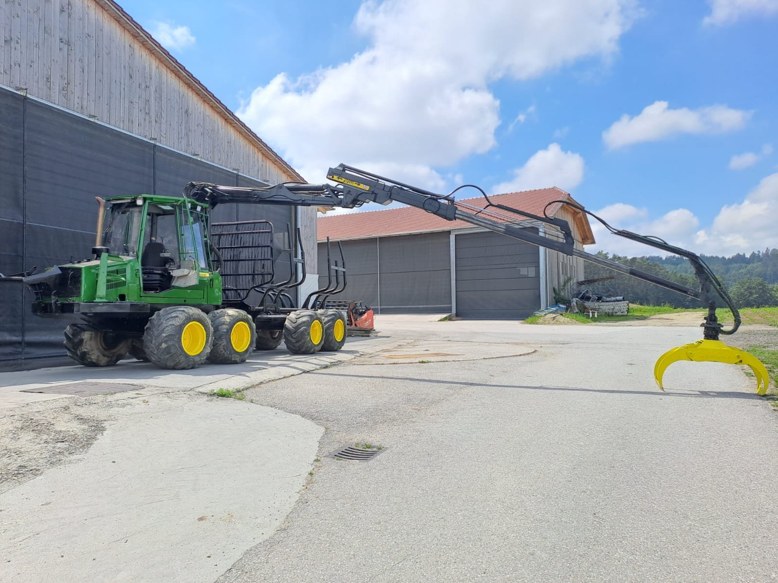 Rückezug του τύπου John Deere 810D, Gebrauchtmaschine σε Alberndorf (Φωτογραφία 2)