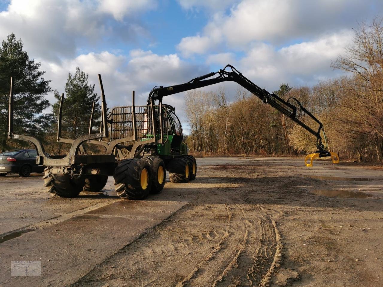 Rückezug typu John Deere 810E, Gebrauchtmaschine w Pragsdorf (Zdjęcie 4)