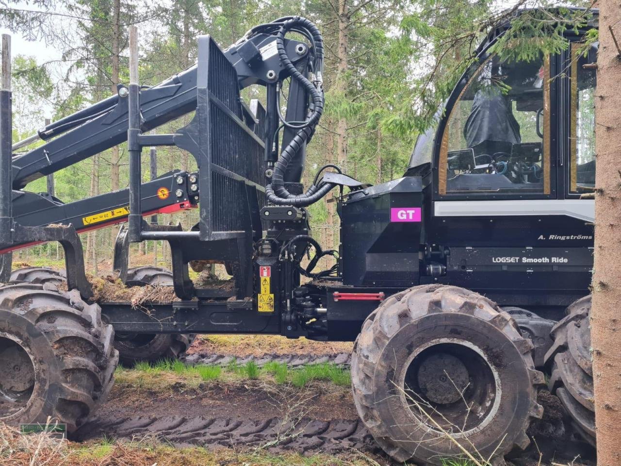 Rückezug от тип Logset 5F Forwarder, Gebrauchtmaschine в Kirchhundem (Снимка 4)