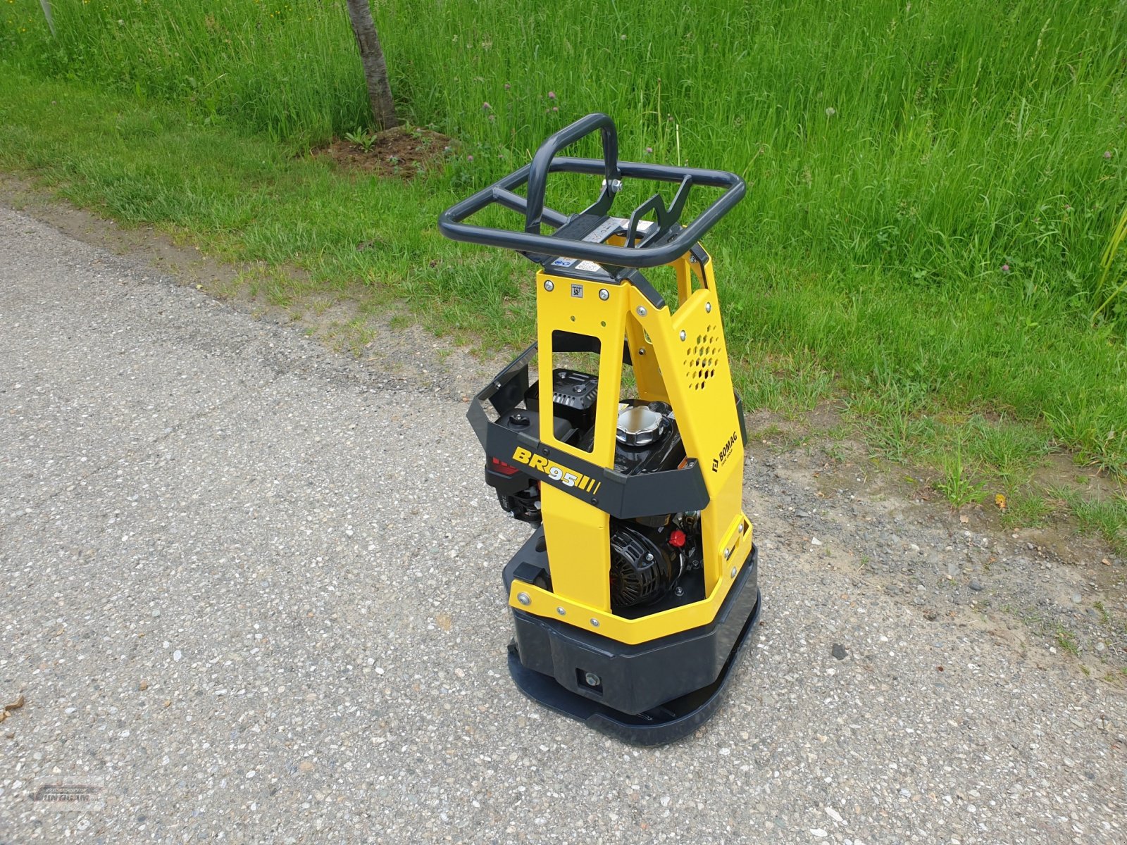 Rüttelplatte of the type Bomag BR 95, Neumaschine in Deutsch - Goritz (Picture 5)