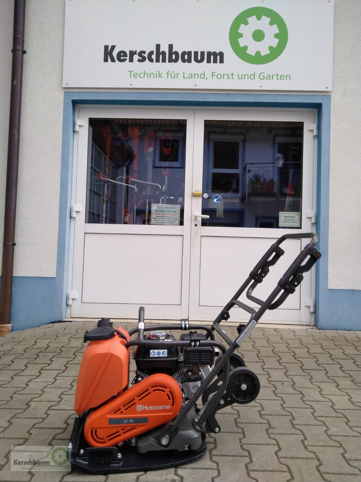 Rüttelplatte типа Husqvarna LF 75 LAT, Neumaschine в Adelsdorf (Фотография 2)