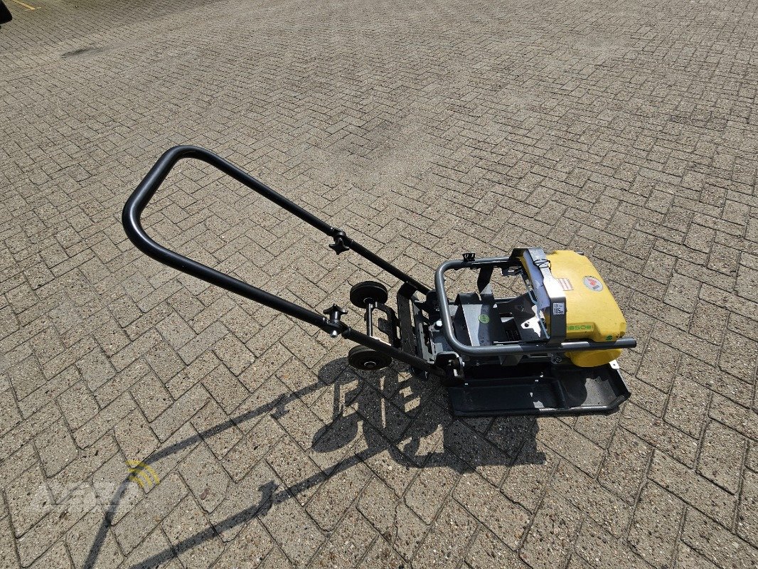 Rüttelplatte van het type Wacker Neuson AP 1850E, Neumaschine in Visbek/Rechterfeld (Foto 1)