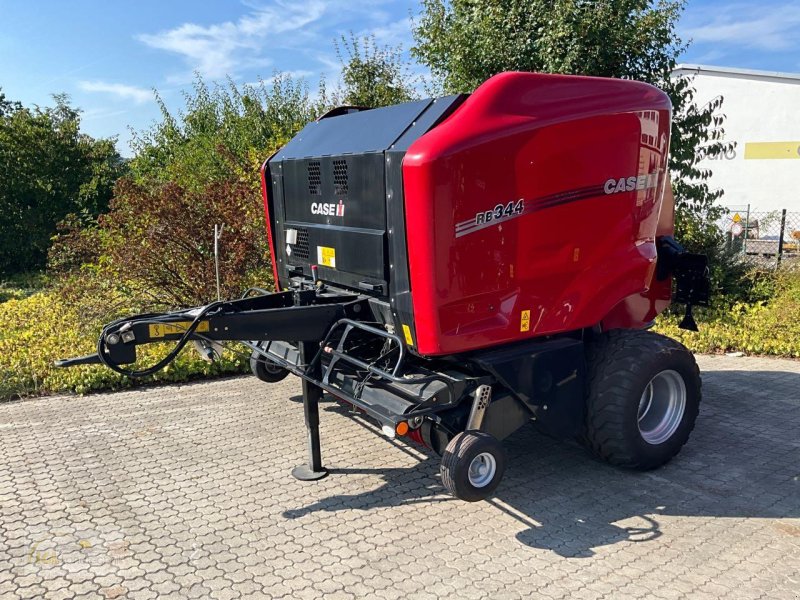 Rundballenpresse van het type Case IH RB 344 RC, Neumaschine in Pfreimd (Foto 1)