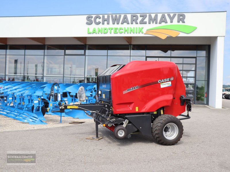 Rundballenpresse van het type Case IH RB 344 RC, Neumaschine in Gampern (Foto 1)