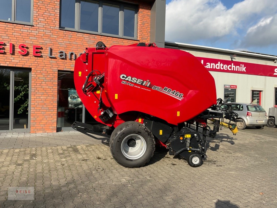 Rundballenpresse of the type Case IH RB 466 HD PRO CUTTER, Neumaschine in Lippetal / Herzfeld (Picture 2)