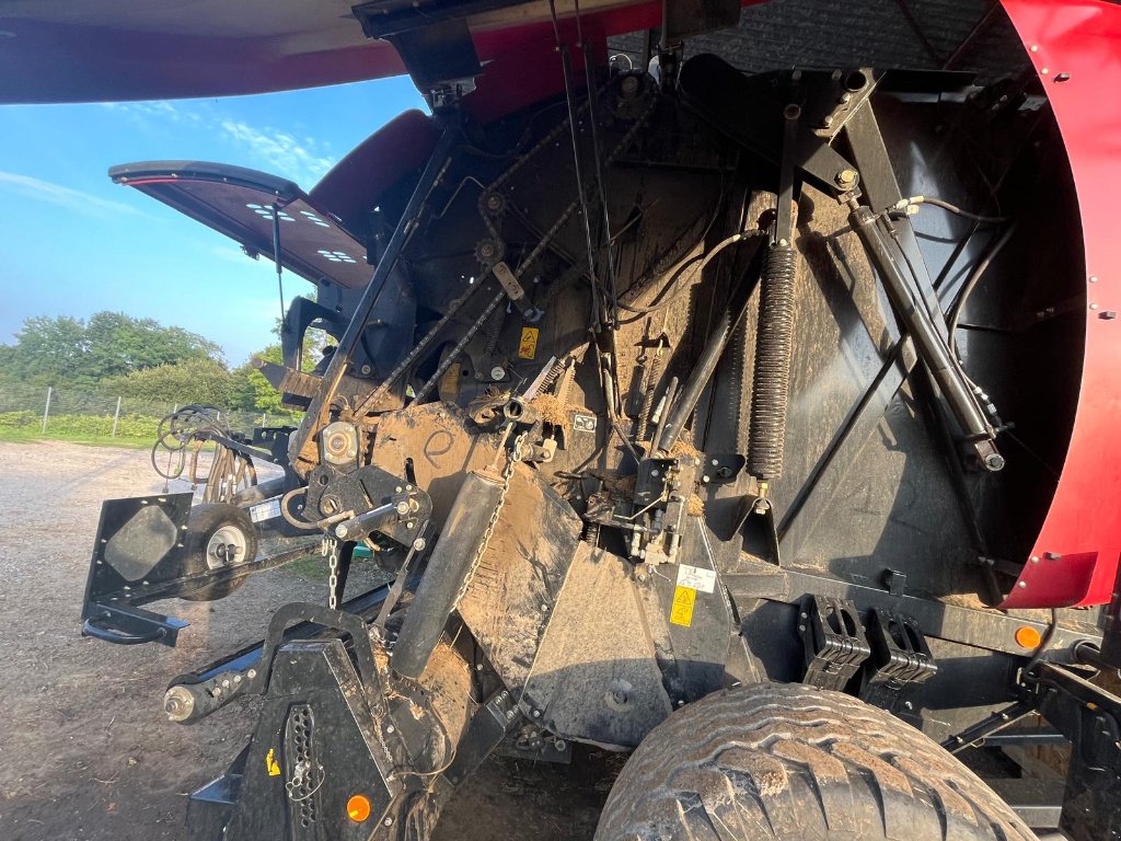 Rundballenpresse van het type Case IH RB465, Gebrauchtmaschine in Lérouville (Foto 11)