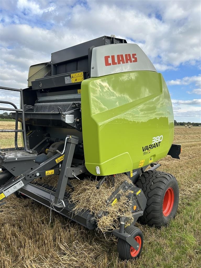 Rundballenpresse типа CLAAS 380 Variant, Gebrauchtmaschine в Ikast (Фотография 3)