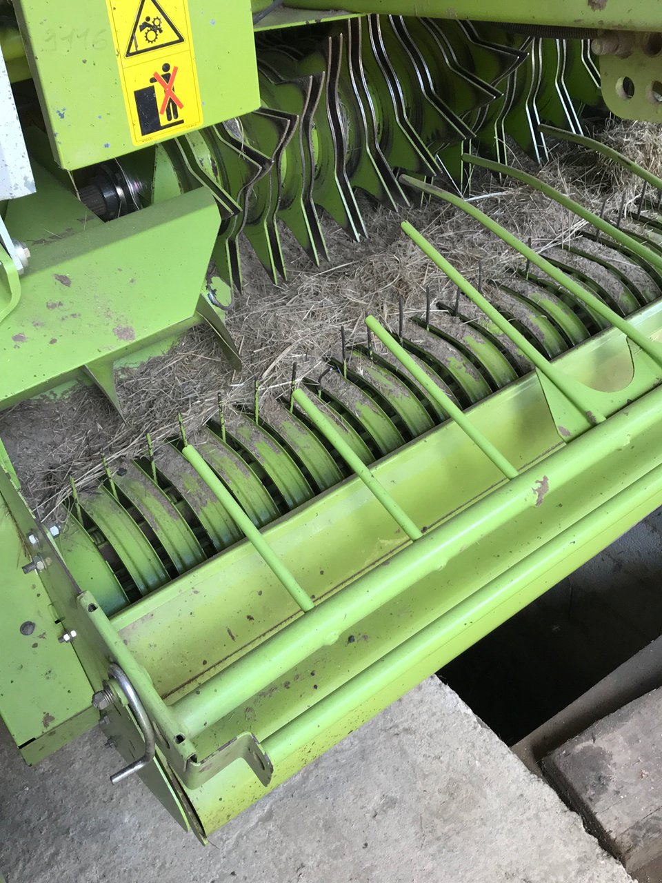 Rundballenpresse za tip CLAAS Rolland 250 roto cut AVEC MPS, Gebrauchtmaschine u MORLHON LE HAUT (Slika 11)