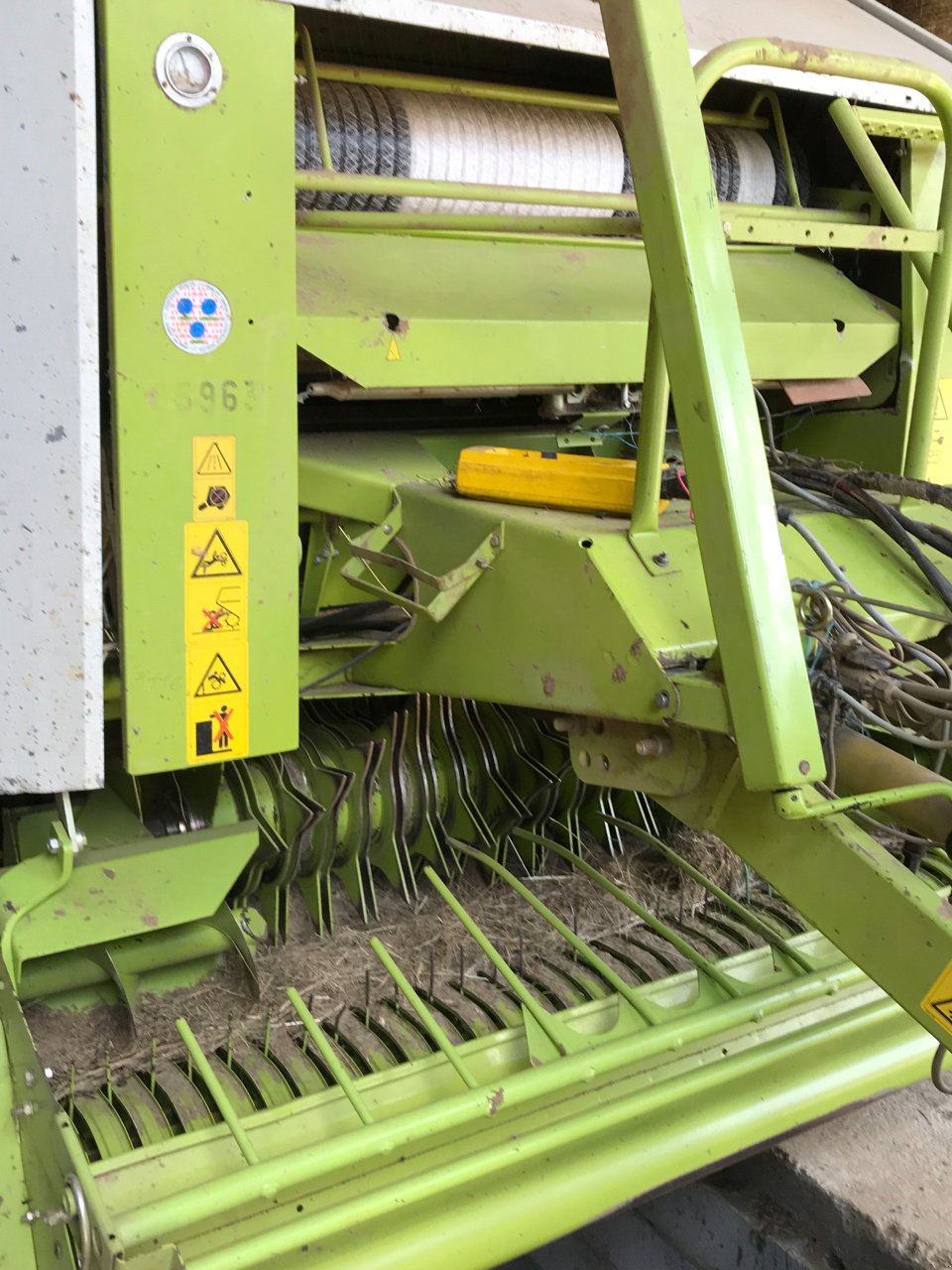 Rundballenpresse tip CLAAS Rolland 250 roto cut AVEC MPS, Gebrauchtmaschine in MORLHON LE HAUT (Poză 4)