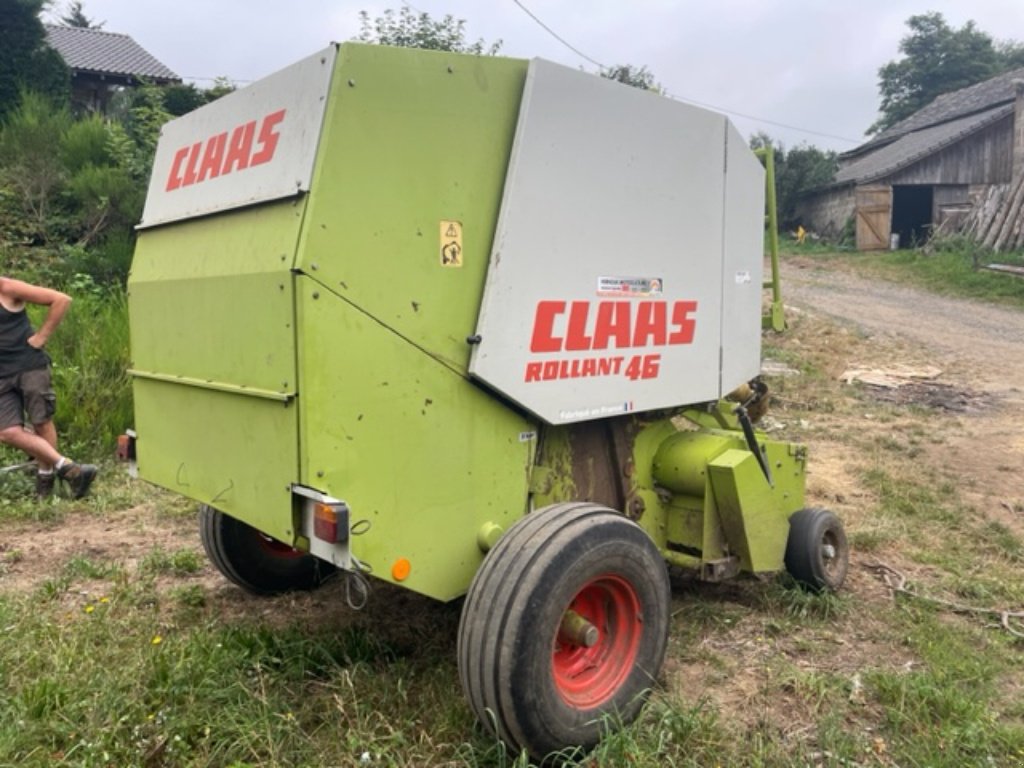 Rundballenpresse от тип CLAAS ROLLAND 46, Gebrauchtmaschine в VERNOUX EN VIVARAIS (Снимка 2)