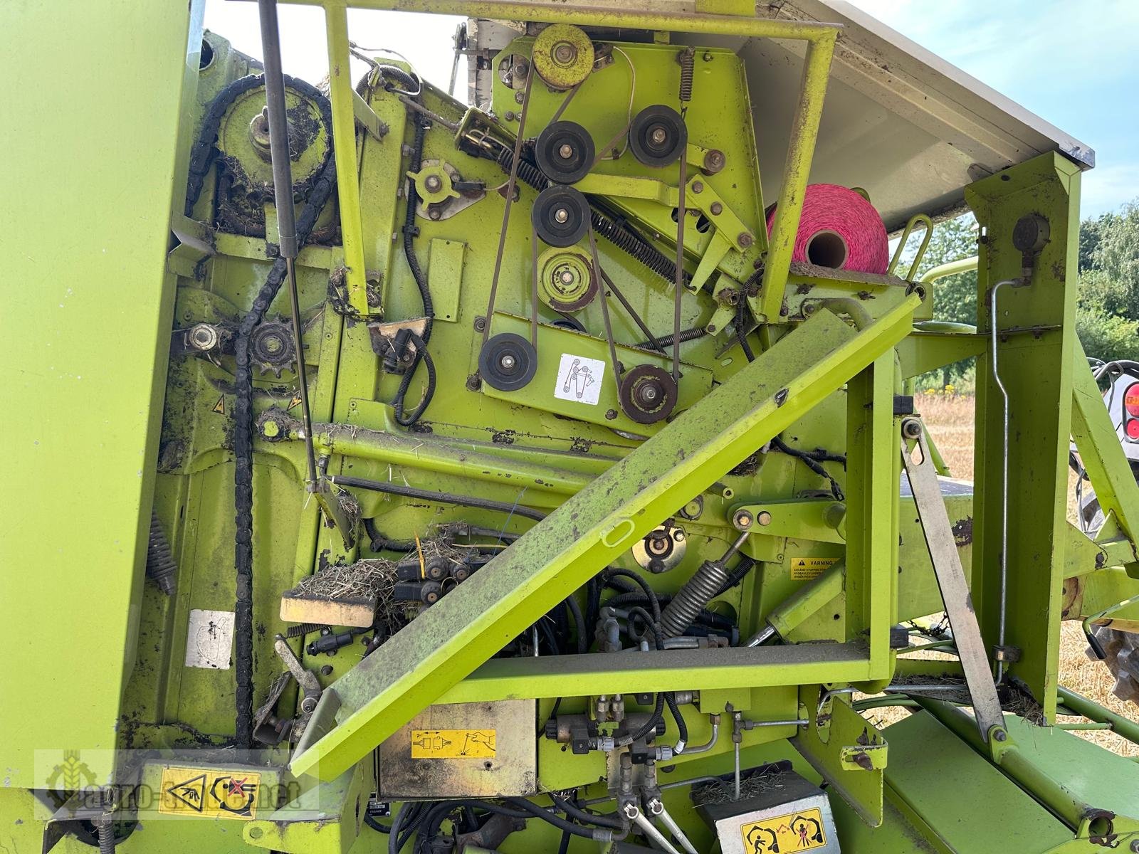 Rundballenpresse tip CLAAS Rollant 250 RC, Gebrauchtmaschine in Ellerdorf (Poză 4)