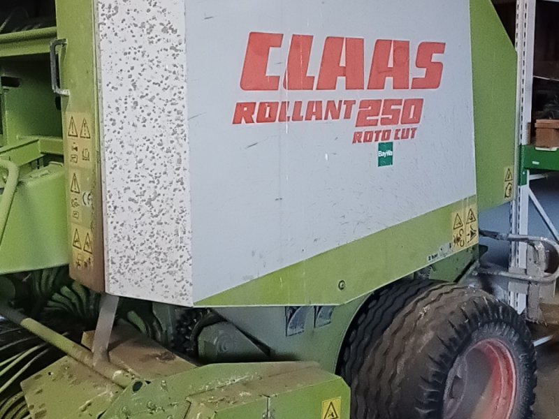 Rundballenpresse типа CLAAS Rollant 250 RC, Gebrauchtmaschine в Rettingen (Фотография 1)