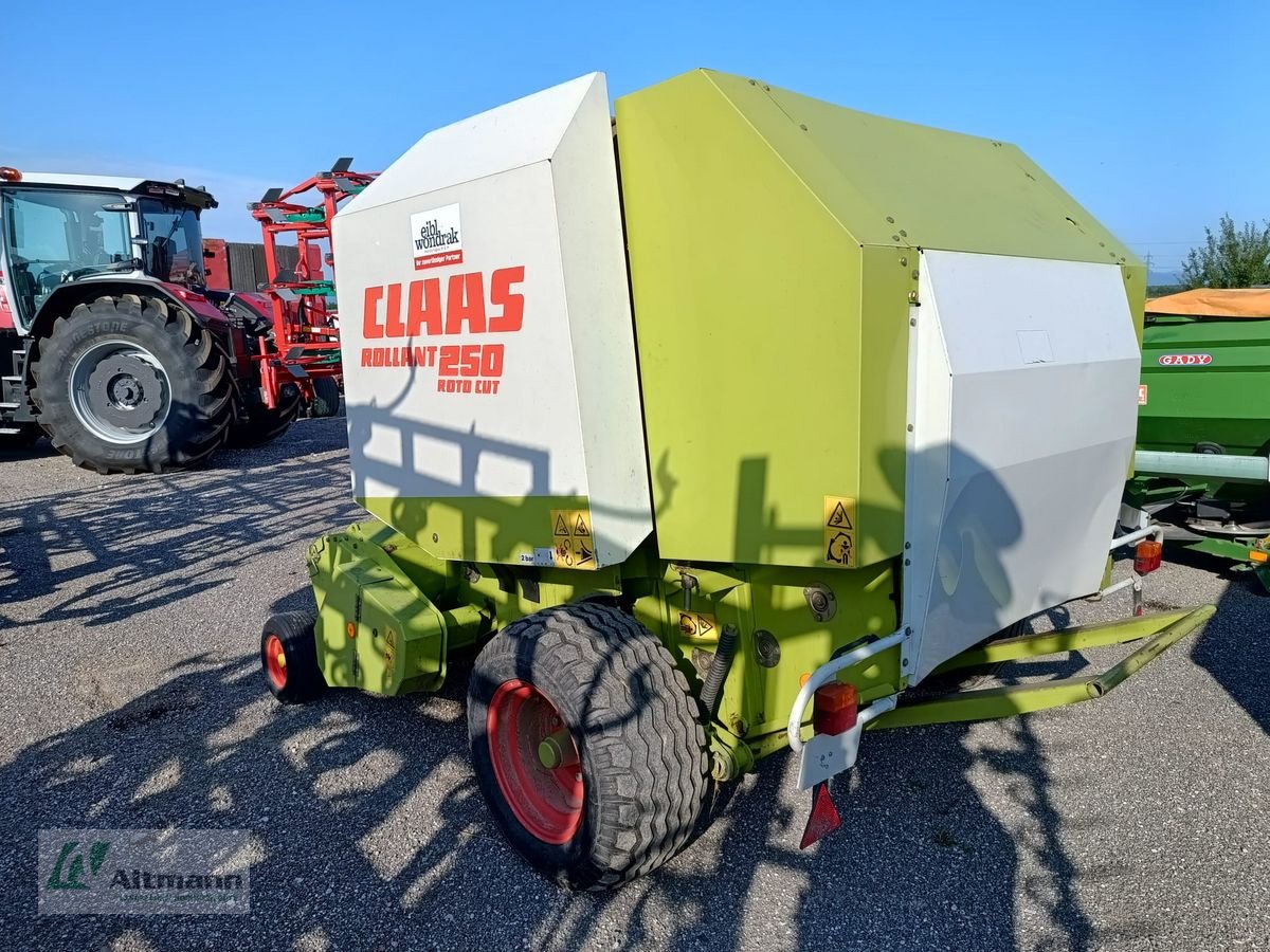 Rundballenpresse tipa CLAAS Rollant 250 Roto Cut, Gebrauchtmaschine u Lanzenkirchen (Slika 10)