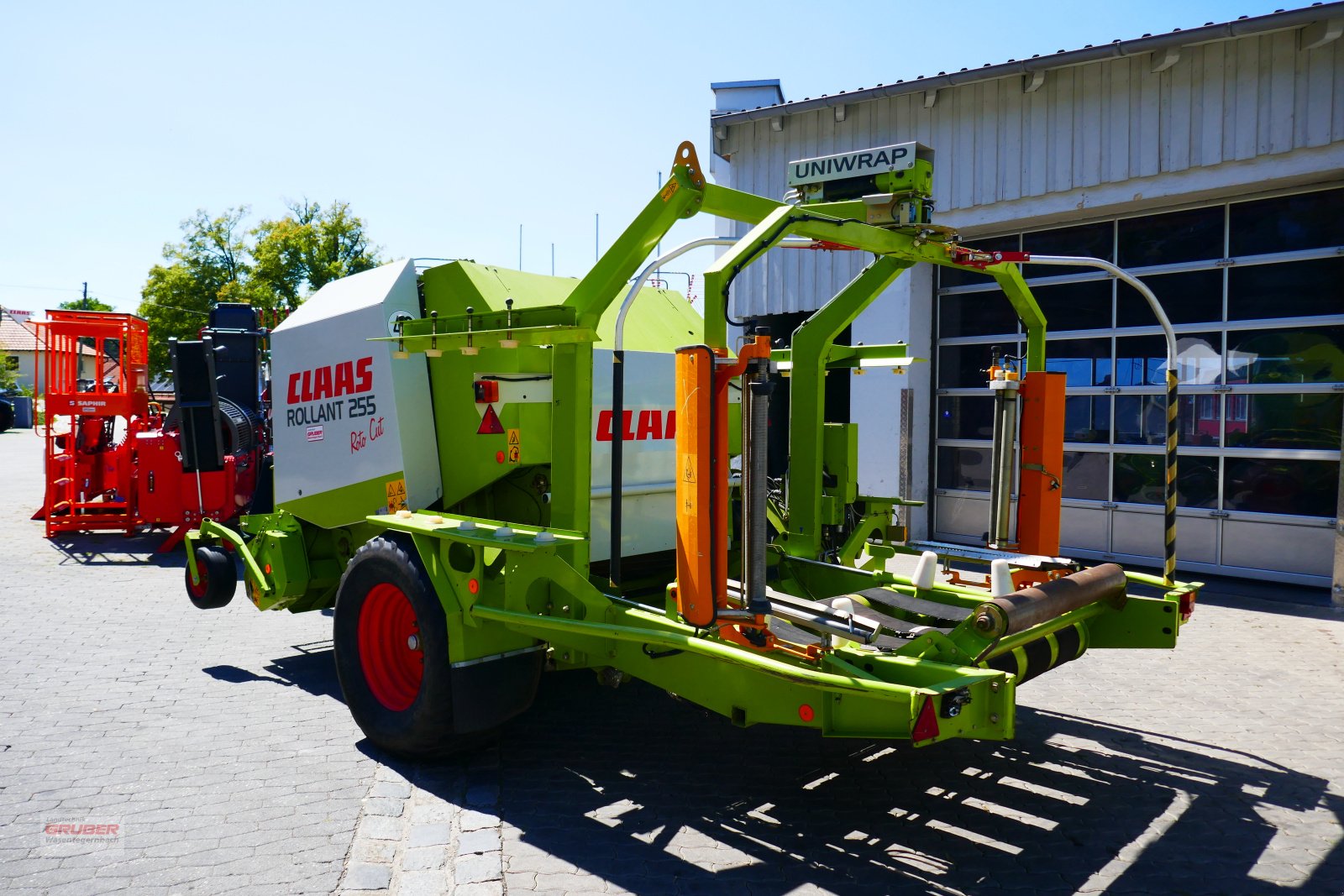 Rundballenpresse des Typs CLAAS Rollant 255 RC Uniwrap, Gebrauchtmaschine in Dorfen (Bild 4)