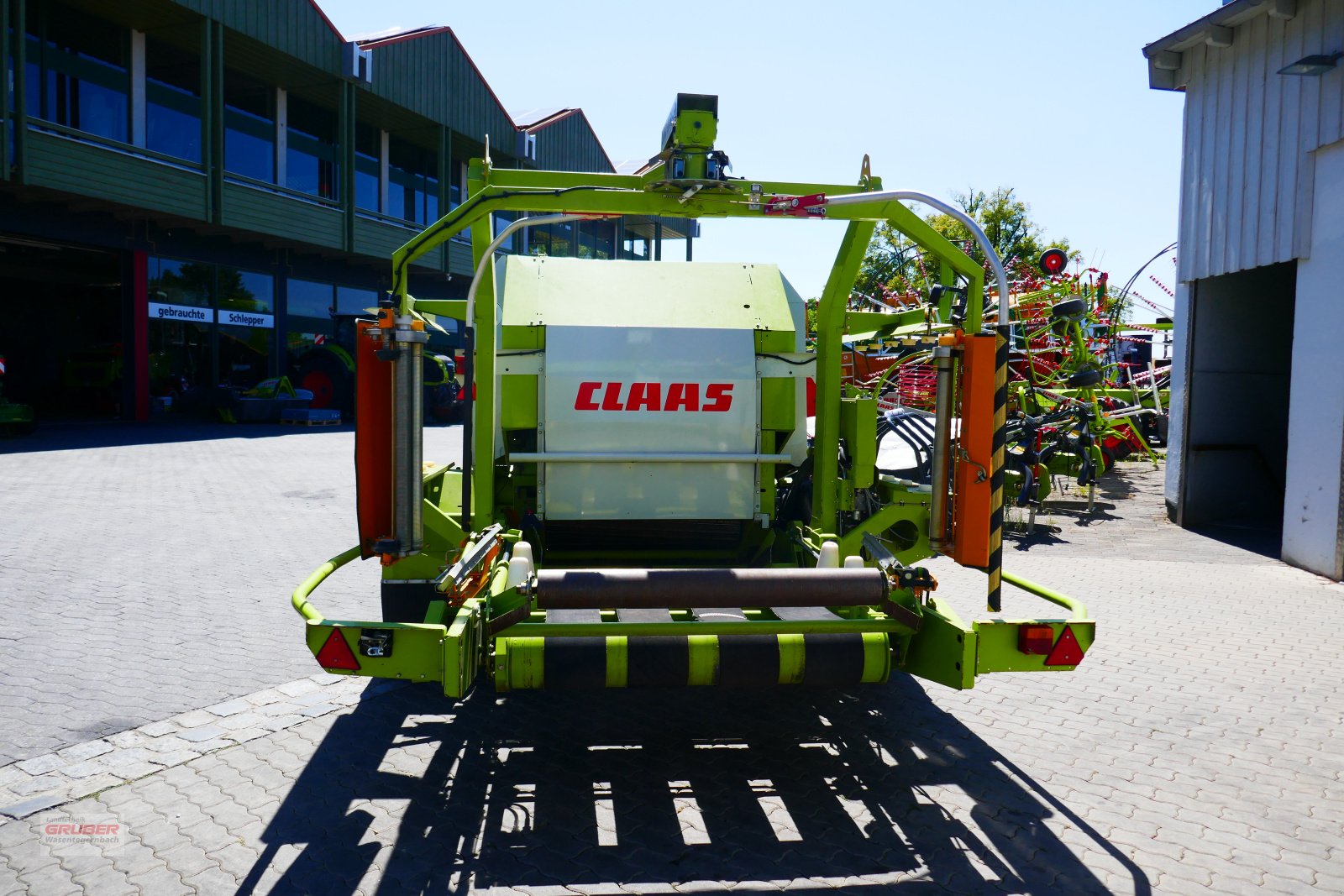 Rundballenpresse van het type CLAAS Rollant 255 RC Uniwrap, Gebrauchtmaschine in Dorfen (Foto 5)