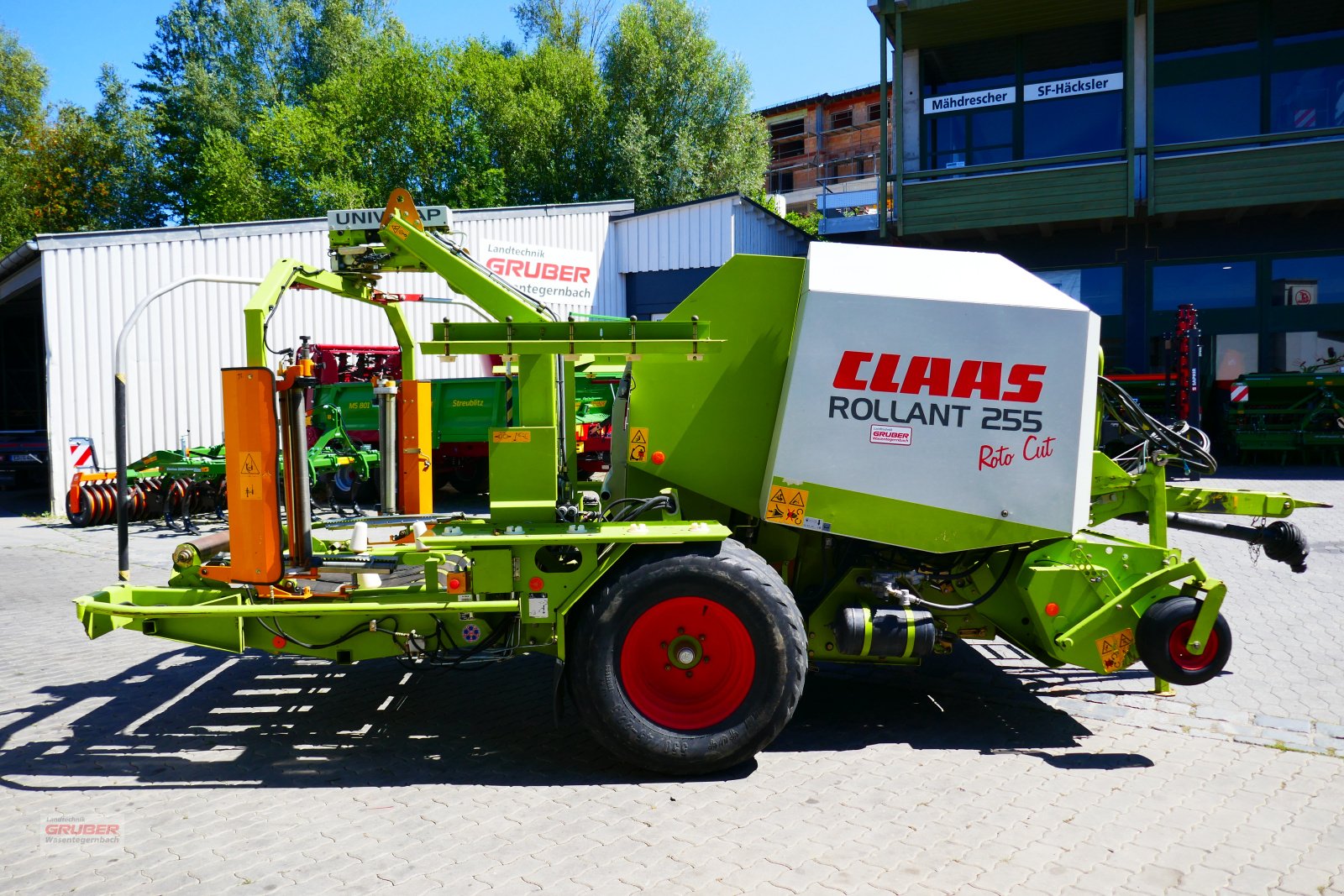 Rundballenpresse van het type CLAAS Rollant 255 RC Uniwrap, Gebrauchtmaschine in Dorfen (Foto 8)