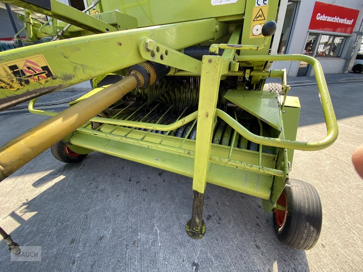 Rundballenpresse des Typs CLAAS Rollant  46 Roto Cut, Gebrauchtmaschine in Burgkirchen (Bild 2)