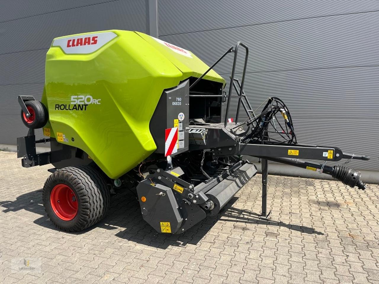 Rundballenpresse typu CLAAS Rollant 520 RC Neu, Gebrauchtmaschine v Neuhof - Dorfborn (Obrázek 1)