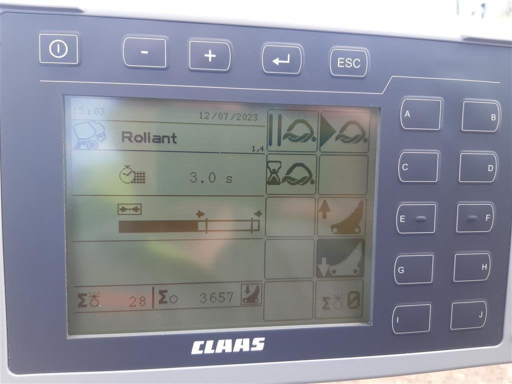 Rundballenpresse typu CLAAS Rollant 520 RC, Gebrauchtmaschine v Grimma (Obrázok 22)