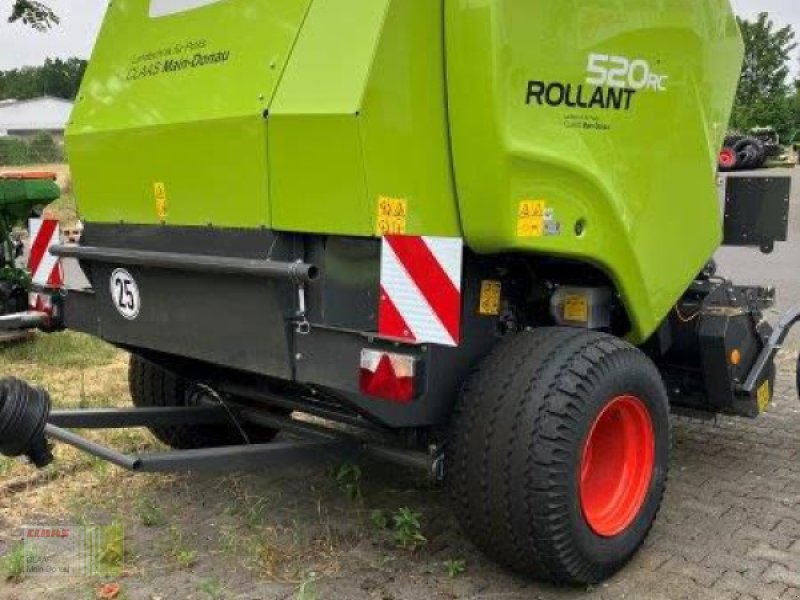 Rundballenpresse of the type CLAAS ROLLANT 520 RC, Neumaschine in Gollhofen (Picture 1)