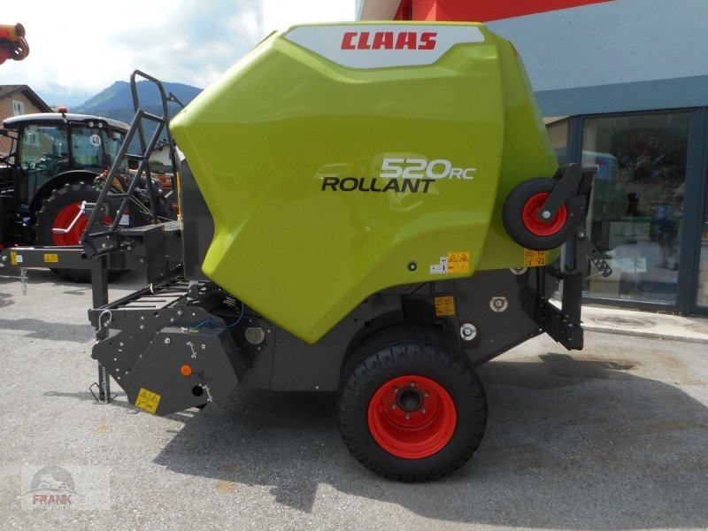 Rundballenpresse des Typs CLAAS Rollant 520 RC, Neumaschine in Bad Vigaun (Bild 1)