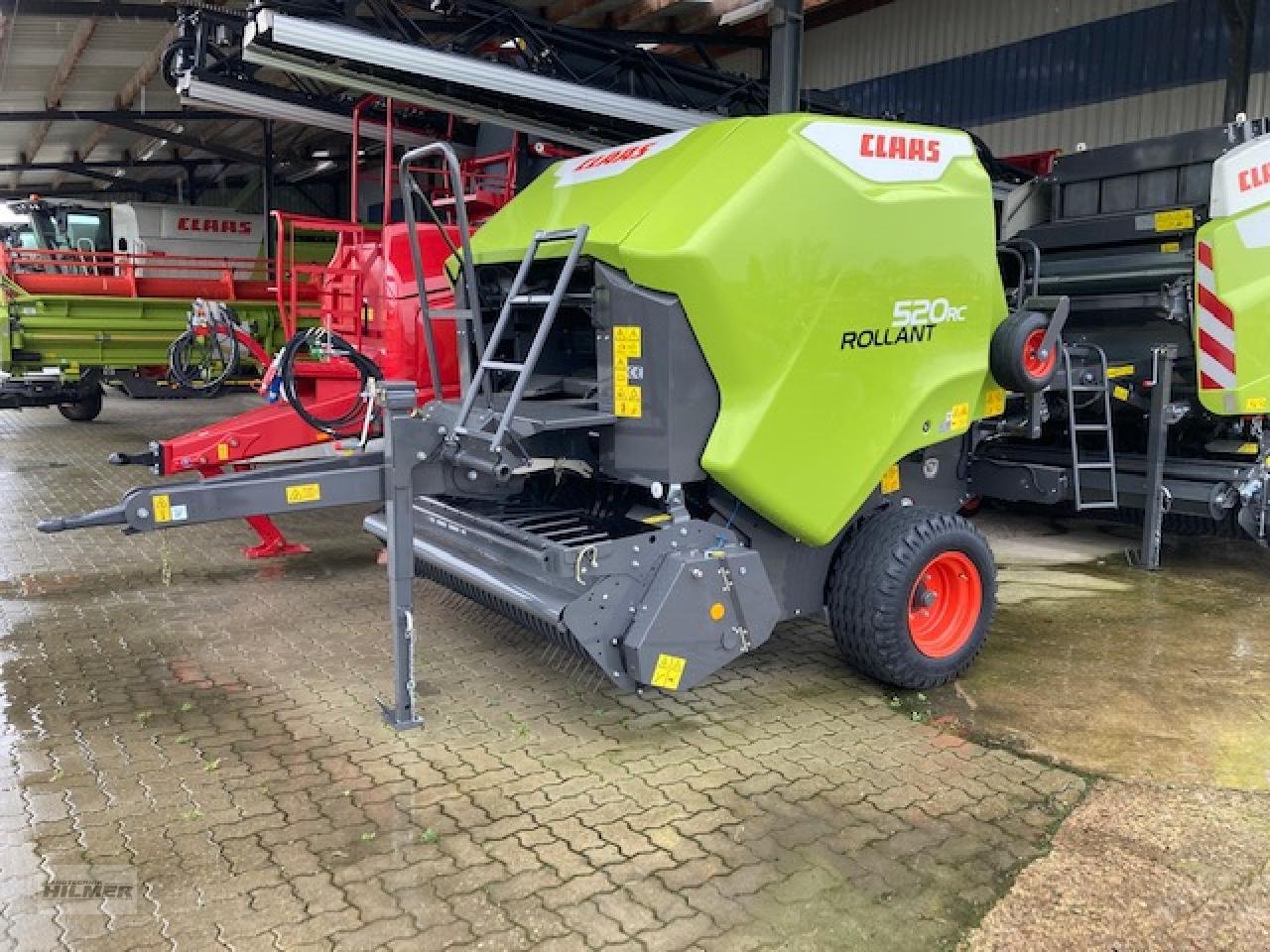 Rundballenpresse des Typs CLAAS Rollant 520 RC, Neumaschine in Moringen (Bild 1)