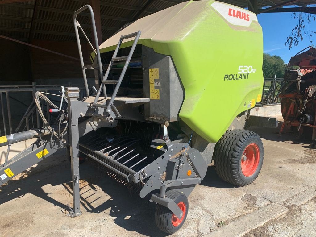 Rundballenpresse typu CLAAS ROLLANT 520 RF, Gebrauchtmaschine v Aubiet (Obrázok 1)