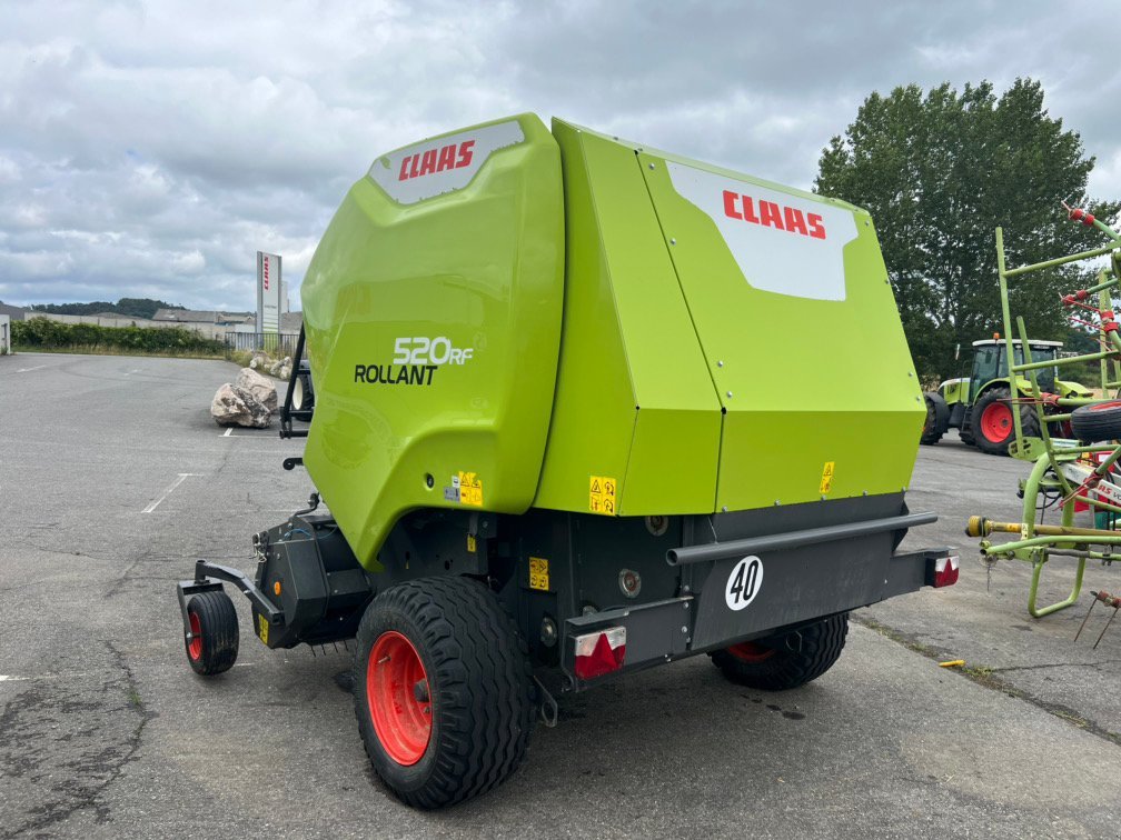 Rundballenpresse a típus CLAAS ROLLANT 520 RF, Gebrauchtmaschine ekkor: SAINT GAUDENS (Kép 4)