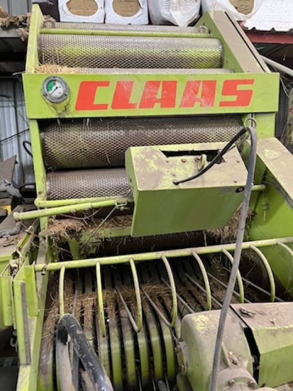 Rundballenpresse del tipo CLAAS Rollant 62, Gebrauchtmaschine en Eton (Imagen 2)