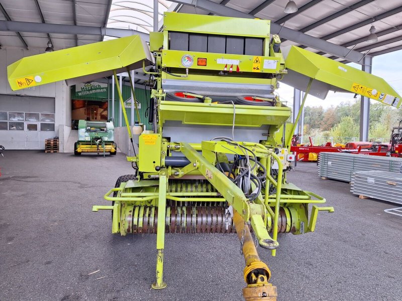 Rundballenpresse des Typs CLAAS Variant 180 Rotocut, Gebrauchtmaschine in Bergheim