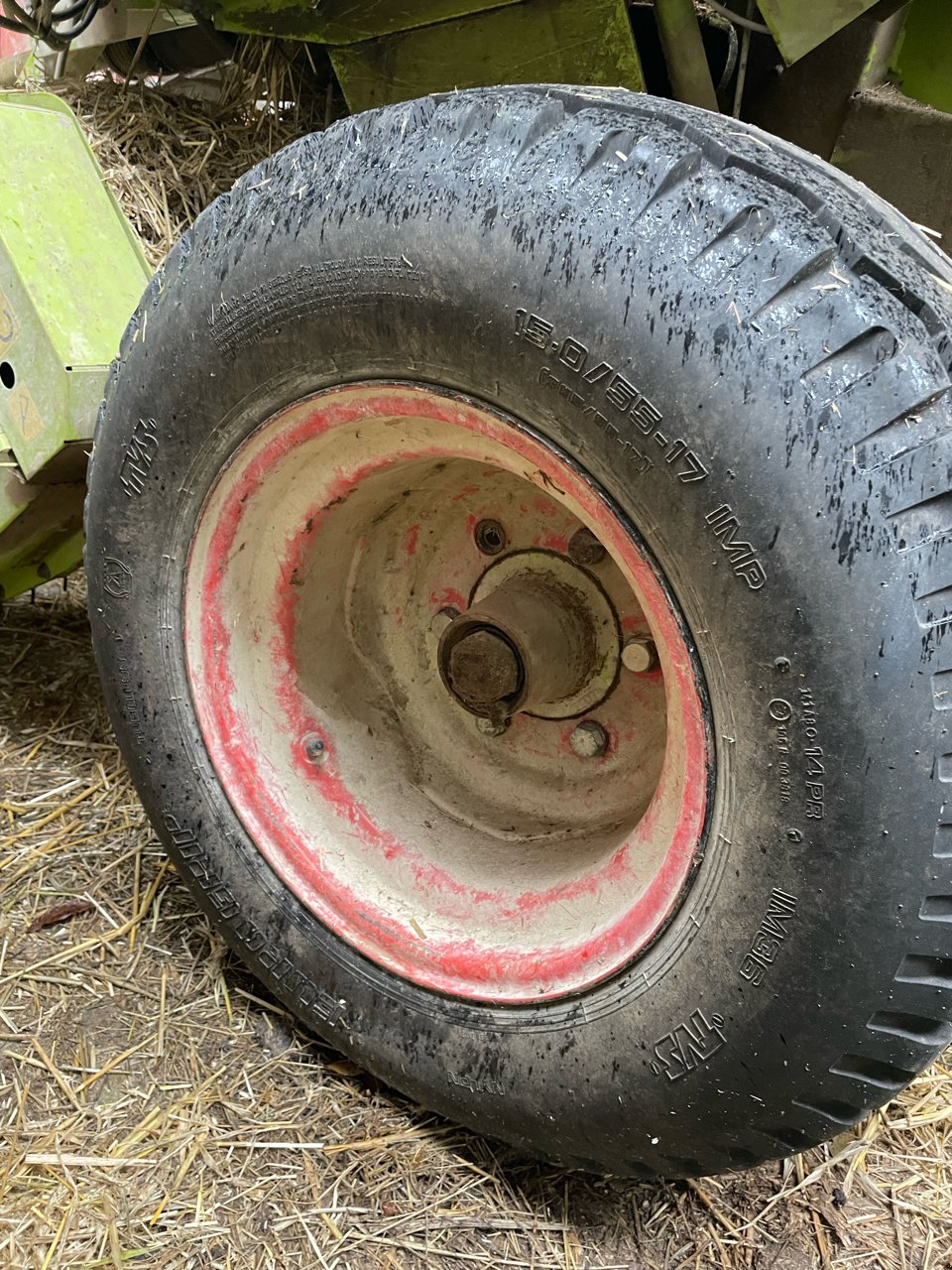 Rundballenpresse типа CLAAS Variant 180, Gebrauchtmaschine в Chauvoncourt (Фотография 5)