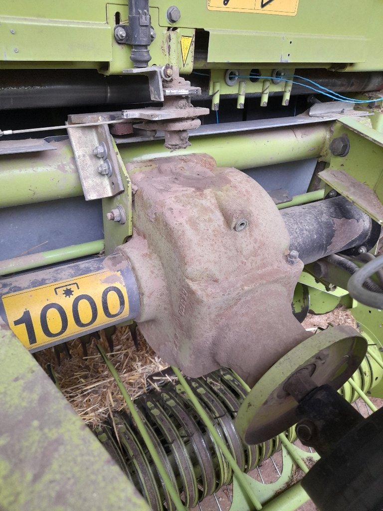 Rundballenpresse del tipo CLAAS Variant 280, Gebrauchtmaschine In Neufchâtel-en-Bray (Immagine 4)