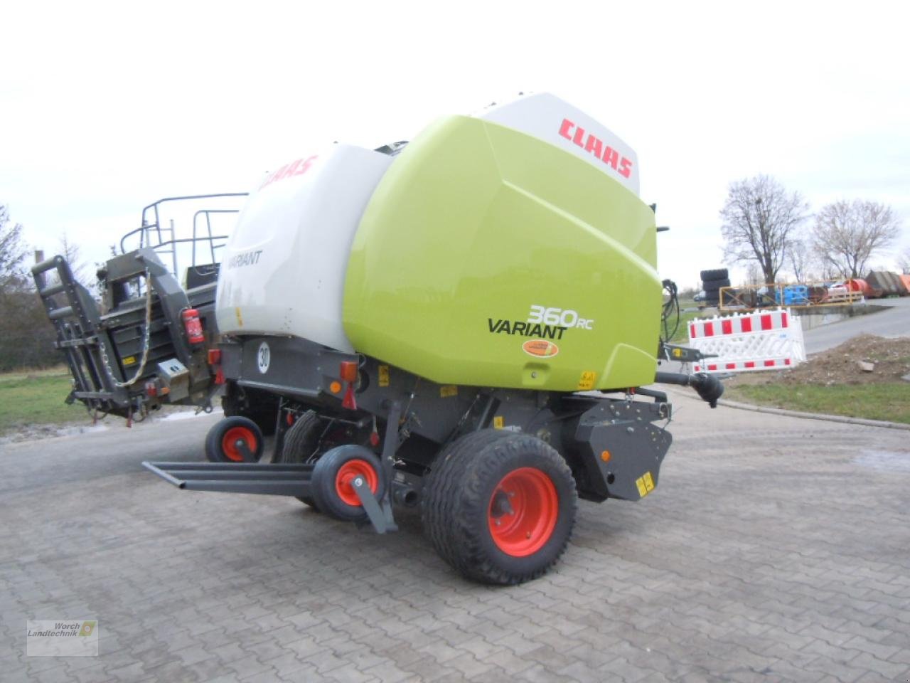 Rundballenpresse del tipo CLAAS Variant 360 RC Pro, Gebrauchtmaschine en Schora (Imagen 5)