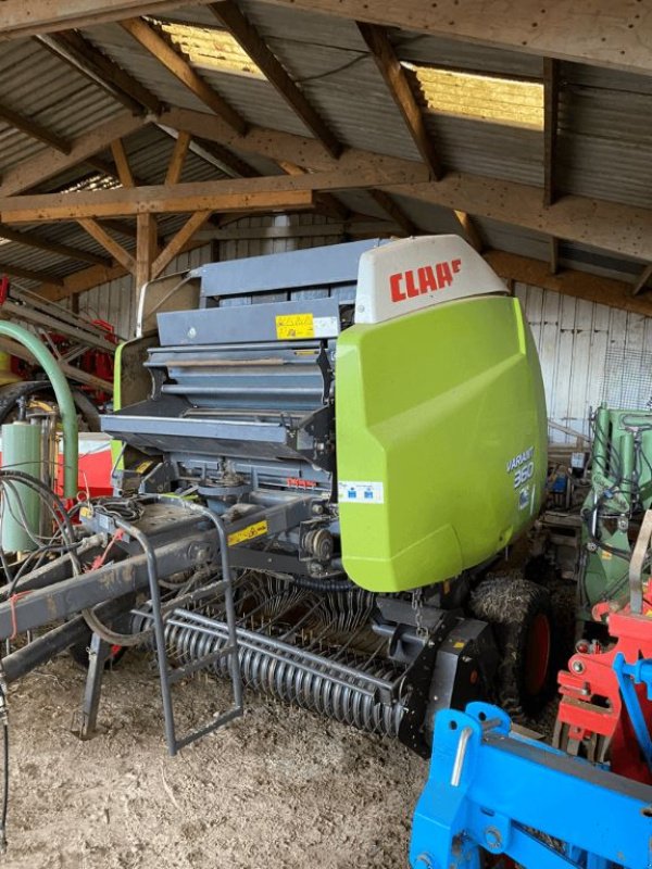 Rundballenpresse typu CLAAS VARIANT 360 RC, Gebrauchtmaschine v DOMFRONT (Obrázek 1)