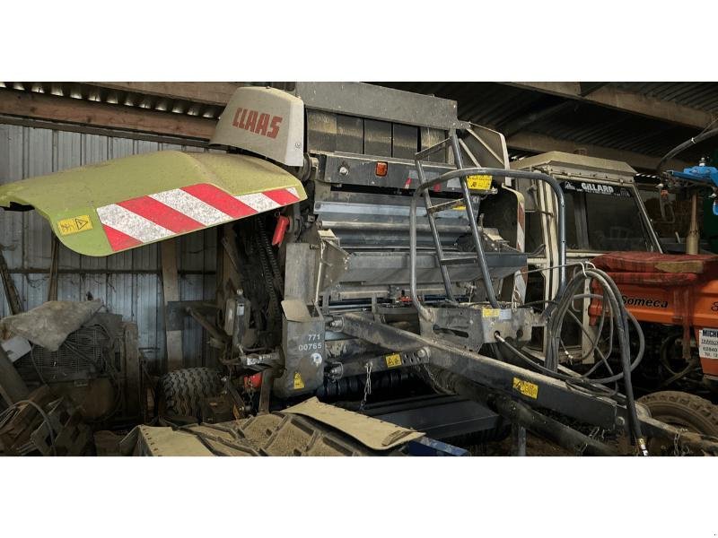 Rundballenpresse typu CLAAS VARIANT 370, Gebrauchtmaschine w Richebourg (Zdjęcie 2)