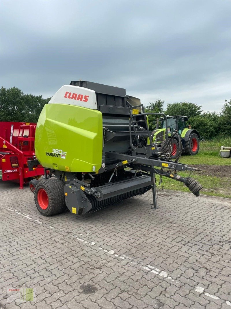 Rundballenpresse tip CLAAS Variant 380 RC Pro, Gebrauchtmaschine in Weddingstedt (Poză 3)