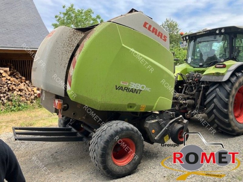 Rundballenpresse от тип CLAAS VARIANT 380 RC, Gebrauchtmaschine в Gennes sur glaize (Снимка 5)