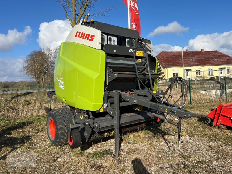 Rundballenpresse van het type CLAAS Variant 380, Gebrauchtmaschine in Prenzlau (Foto 1)