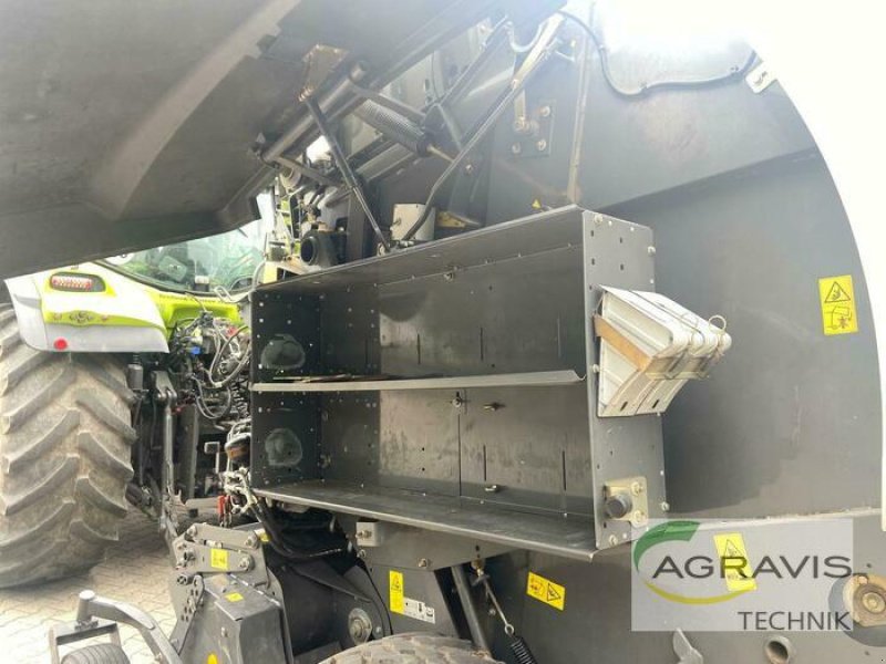 Rundballenpresse del tipo CLAAS VARIANT 385 RC PRO, Gebrauchtmaschine In Alpen (Immagine 11)