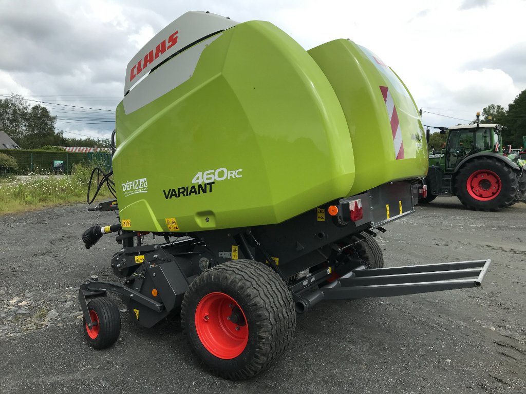 Rundballenpresse des Typs CLAAS VARIANT 460 RC 14 . DESTOCKAGE, Gebrauchtmaschine in UZERCHE (Bild 3)