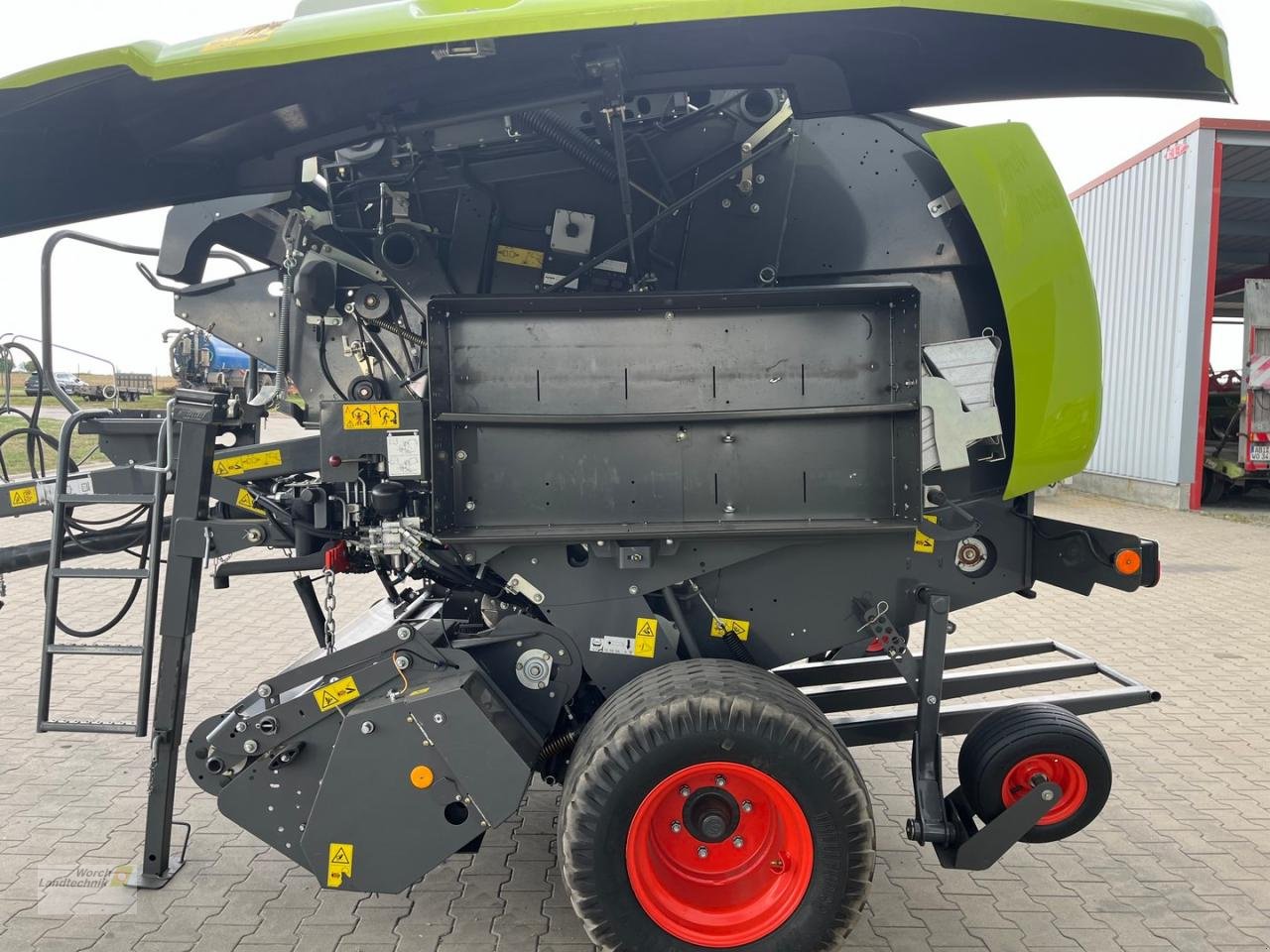 Rundballenpresse des Typs CLAAS Variant 480 RC Pro, Gebrauchtmaschine in Schora (Bild 8)